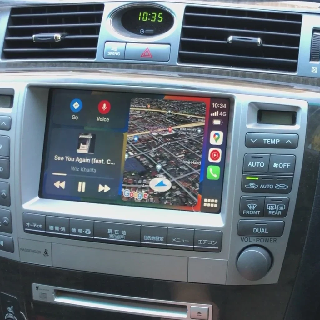 royal saloon wireless carplay