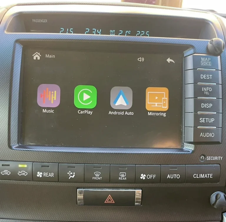 lc200 factory screen carplay retrofit 1.webp
