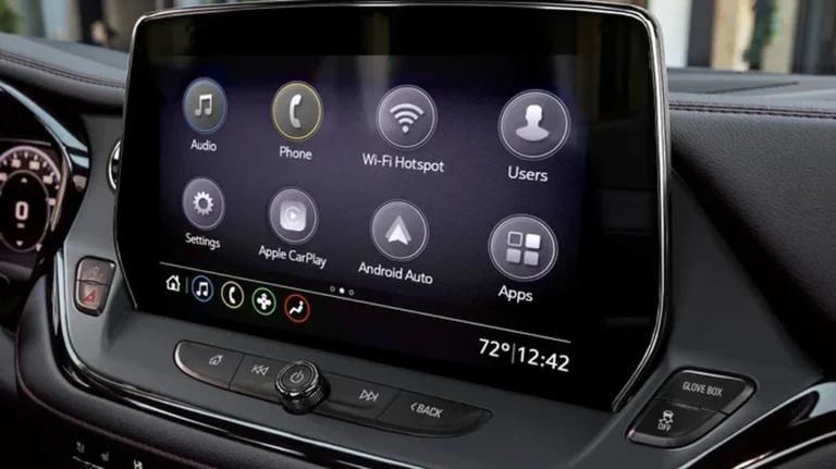 GMs CarPlay
