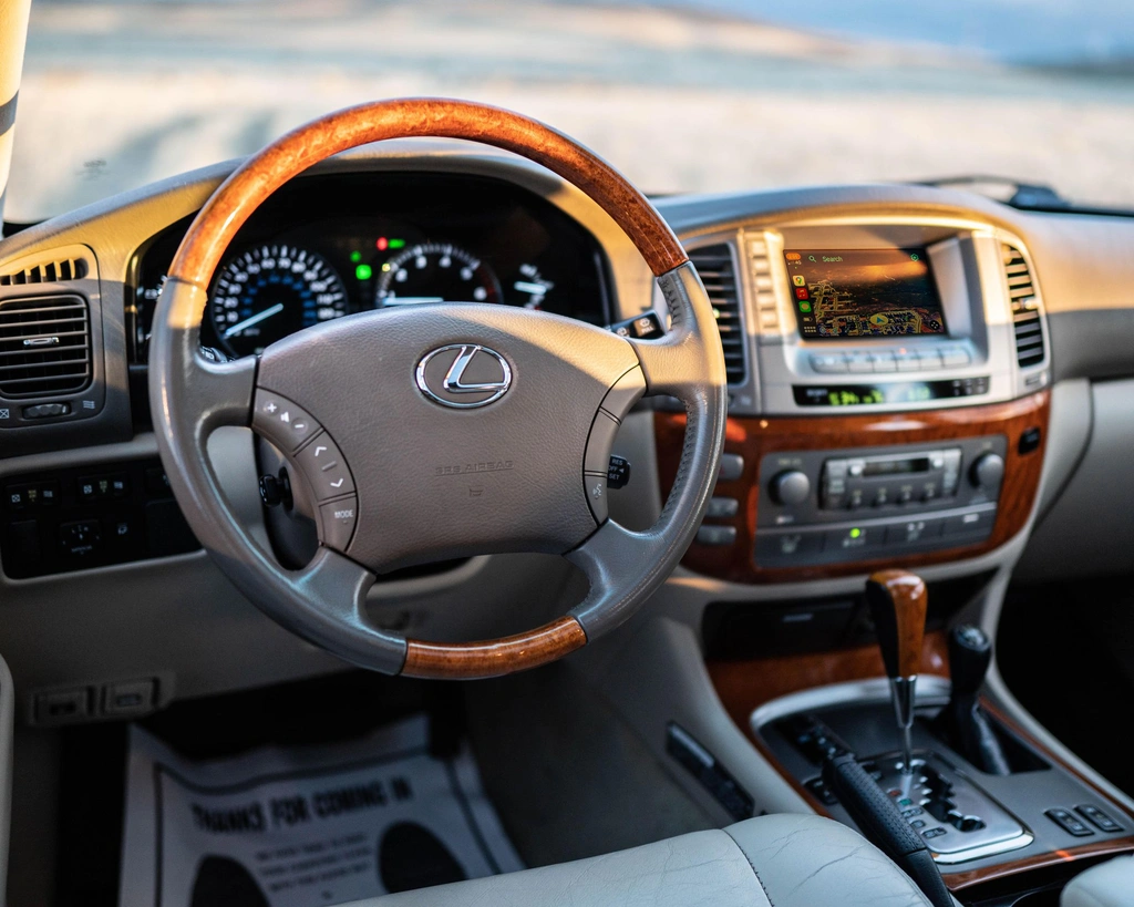 LX470 plug and play CarPlay 7