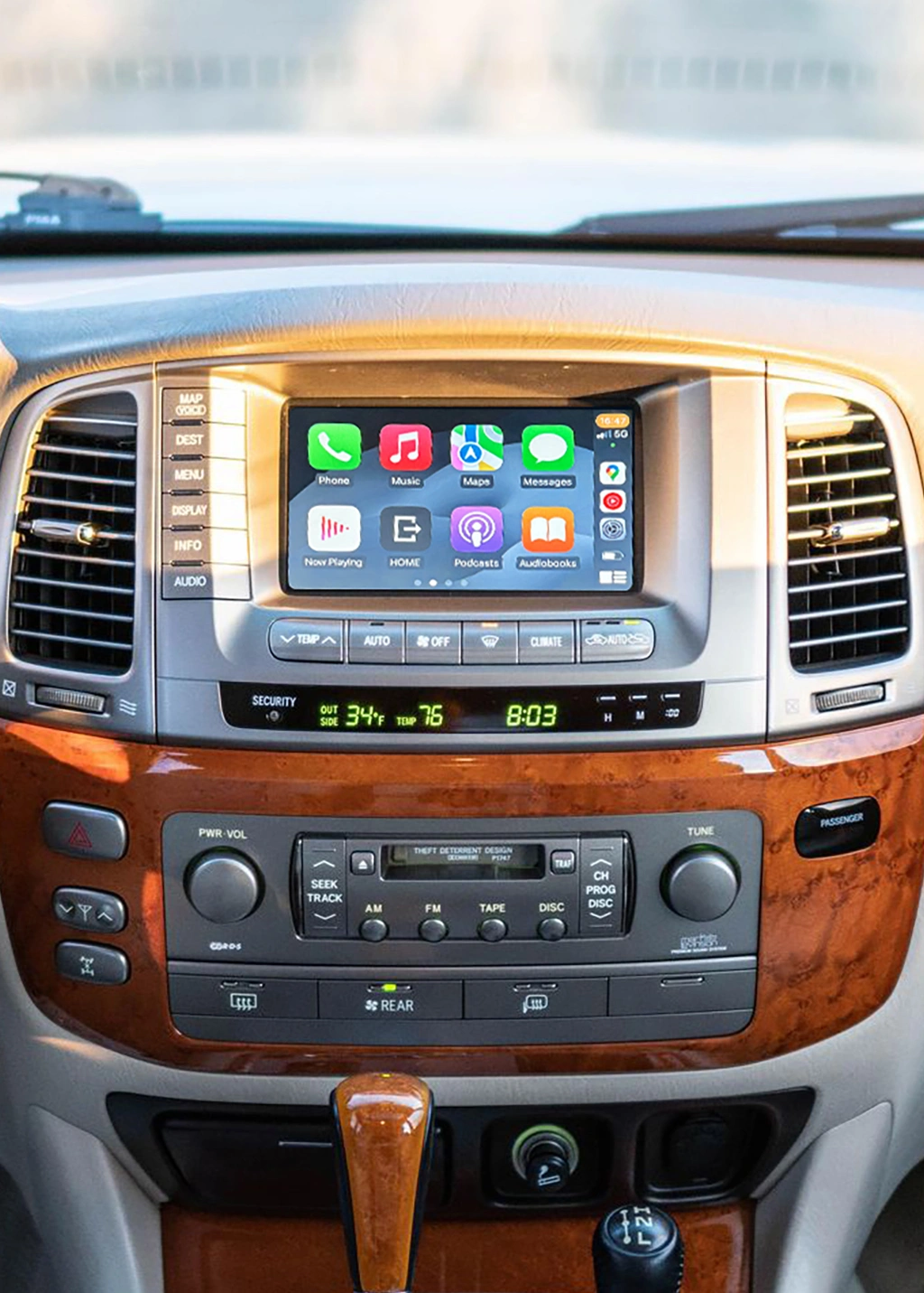 Lexus LX470 CarPlay 1