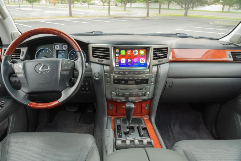Toyota Crown factory screen with wireless Apple CarPlay retrofit